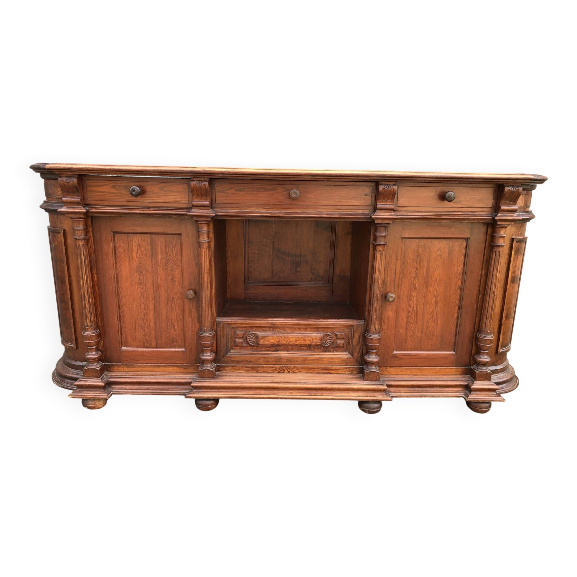 Buffet enfilade ancien aux bords arrondis en pitchpin fin 19eme