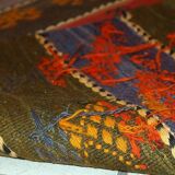 Kilim vintage fait main Sumak persan 70cm x 132cm (années 1940)