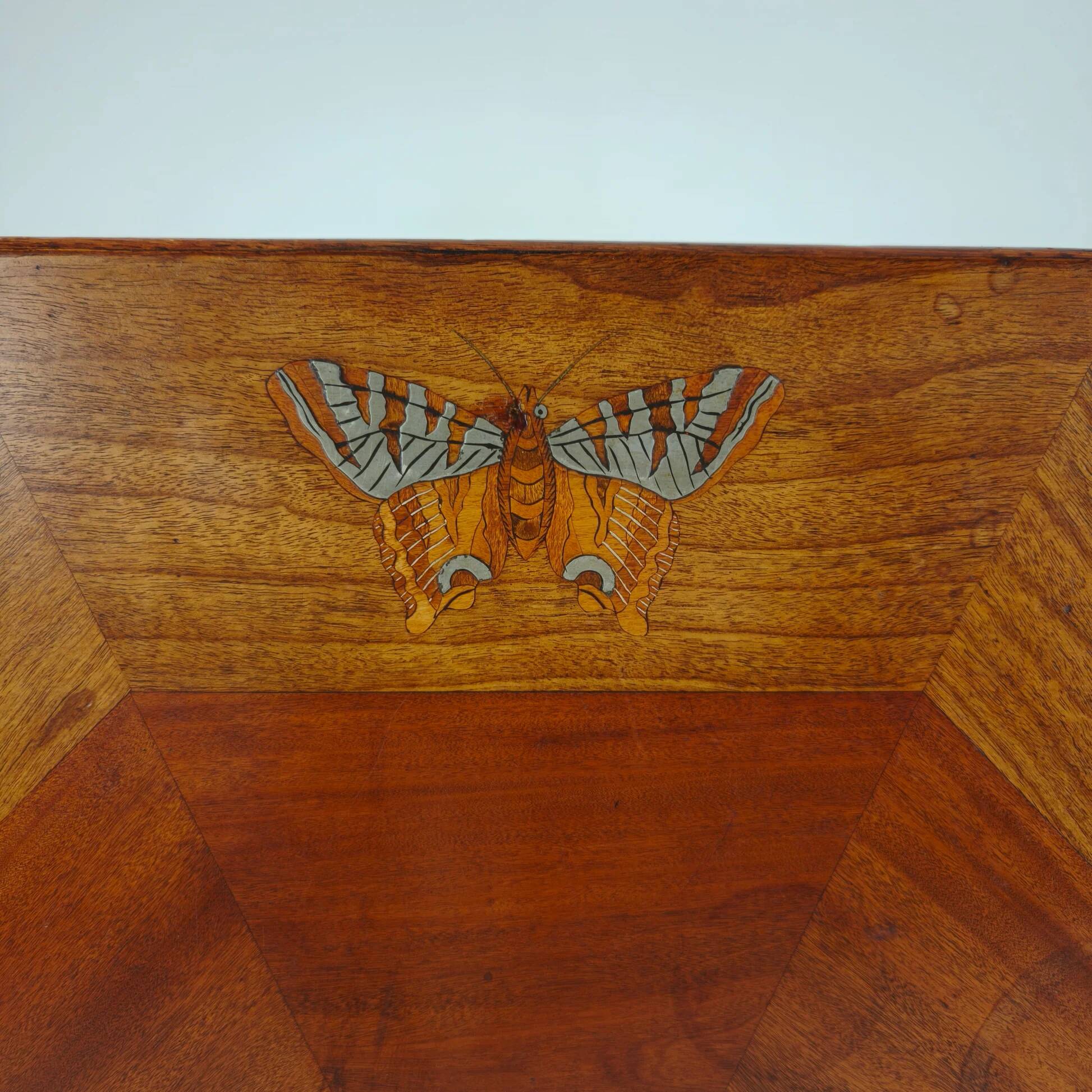 19th century English tilt-top table in the Chinoiserie style