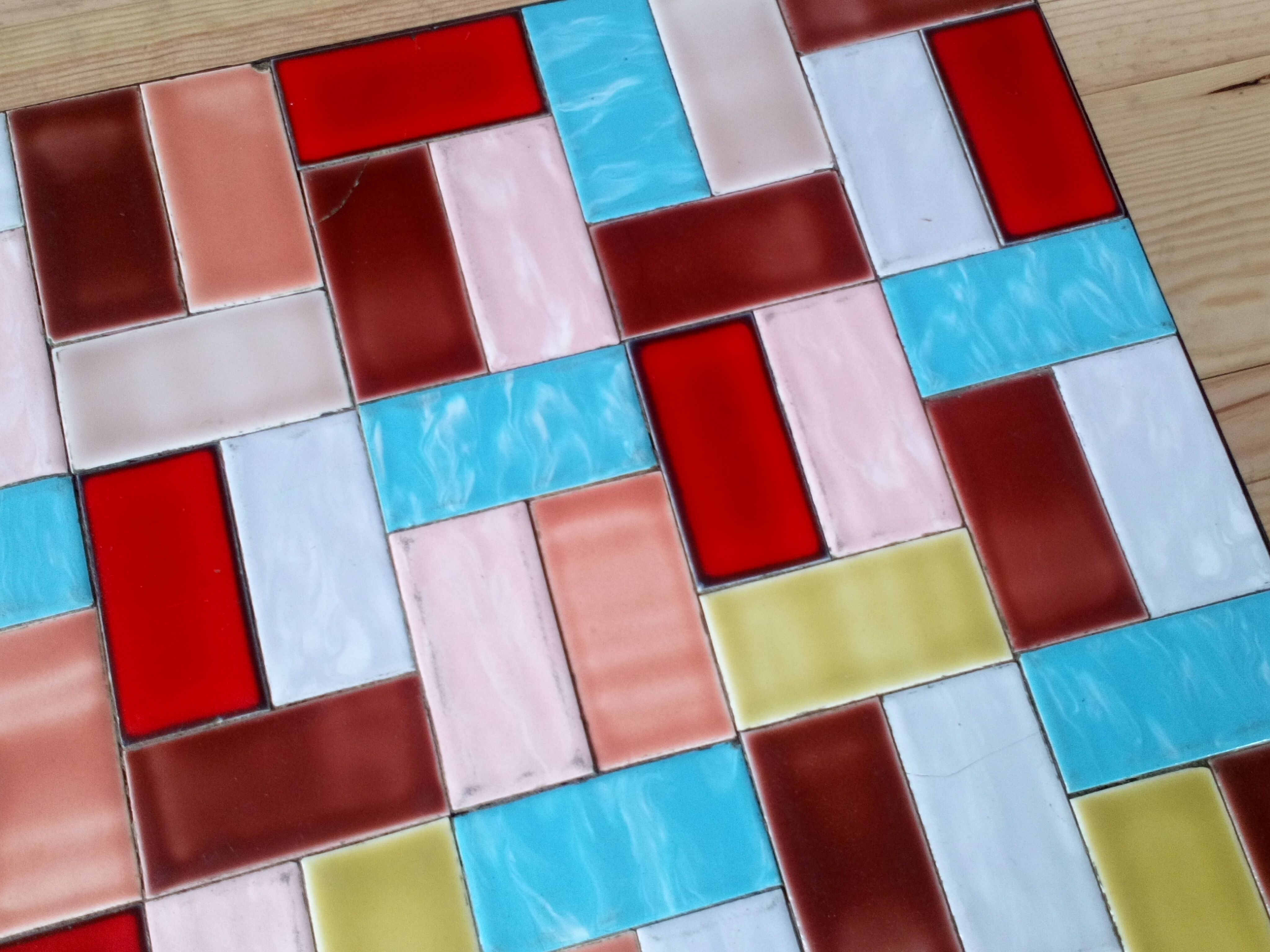 Table low 1950 ceramic multicolor vintage