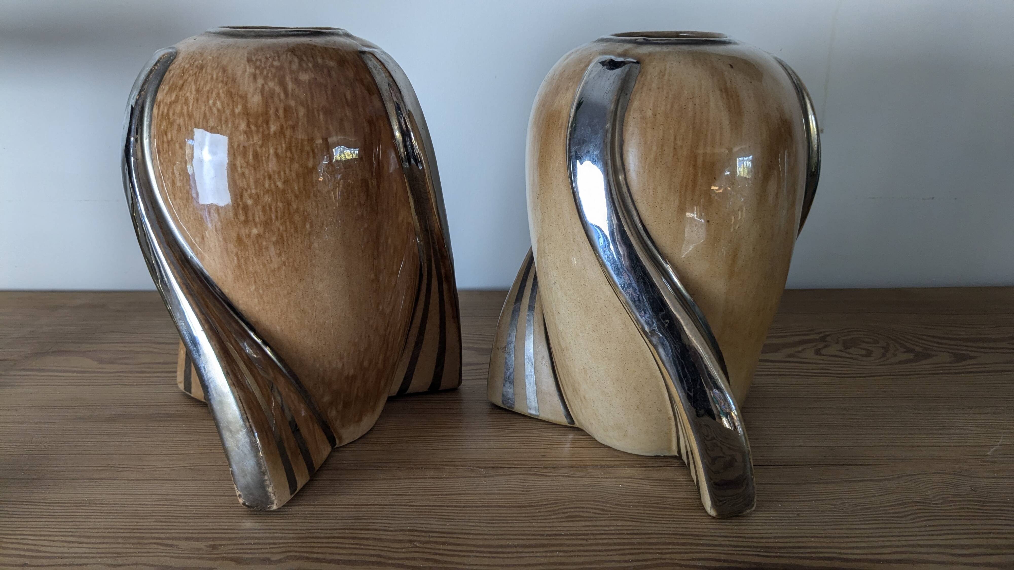 Paire de vases en céramique vintages