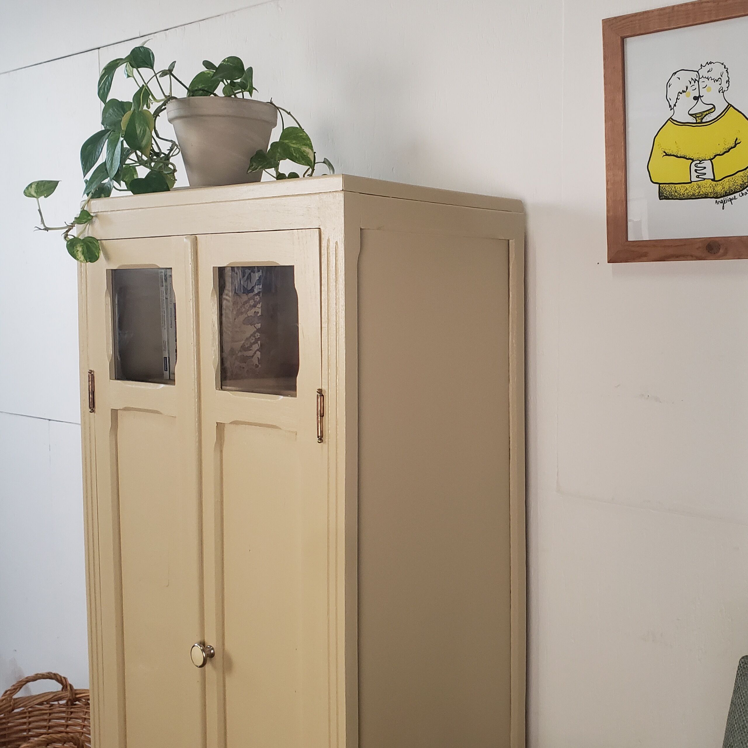 Glazed Parisian wardrobe