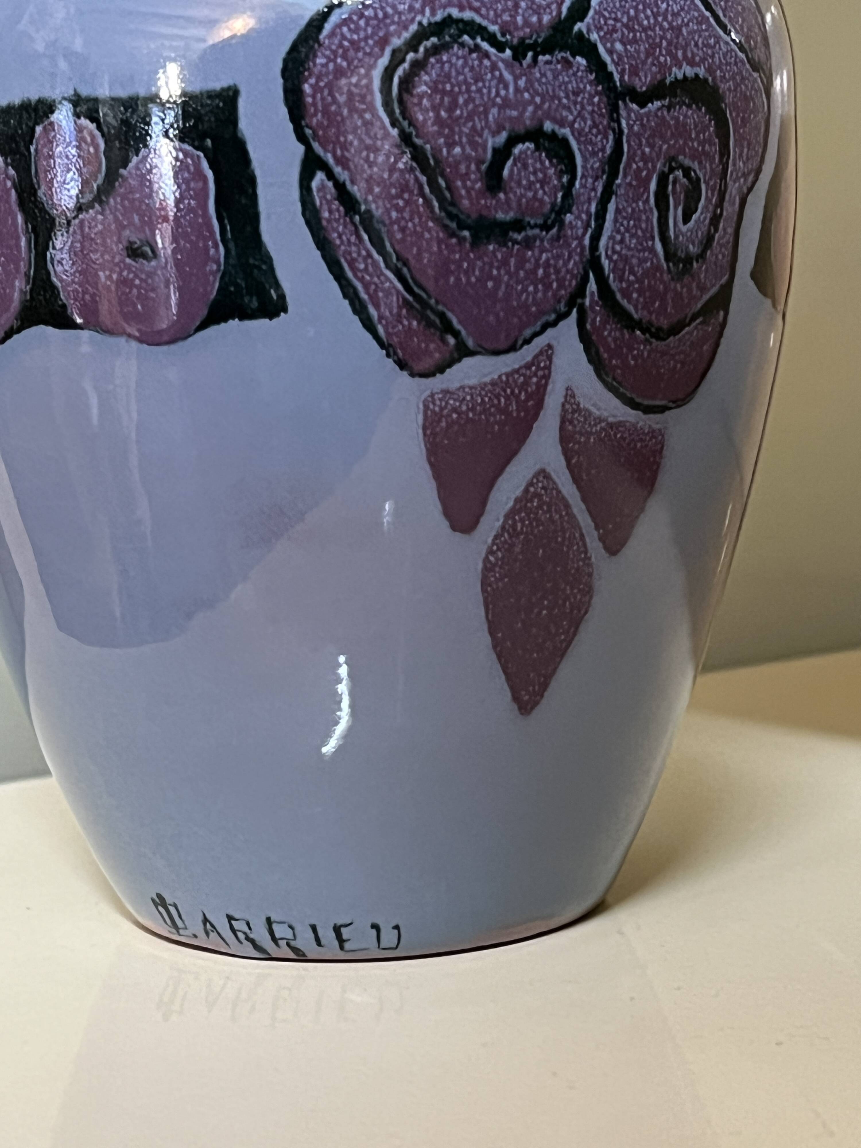 Vase violet de O. Larrieu