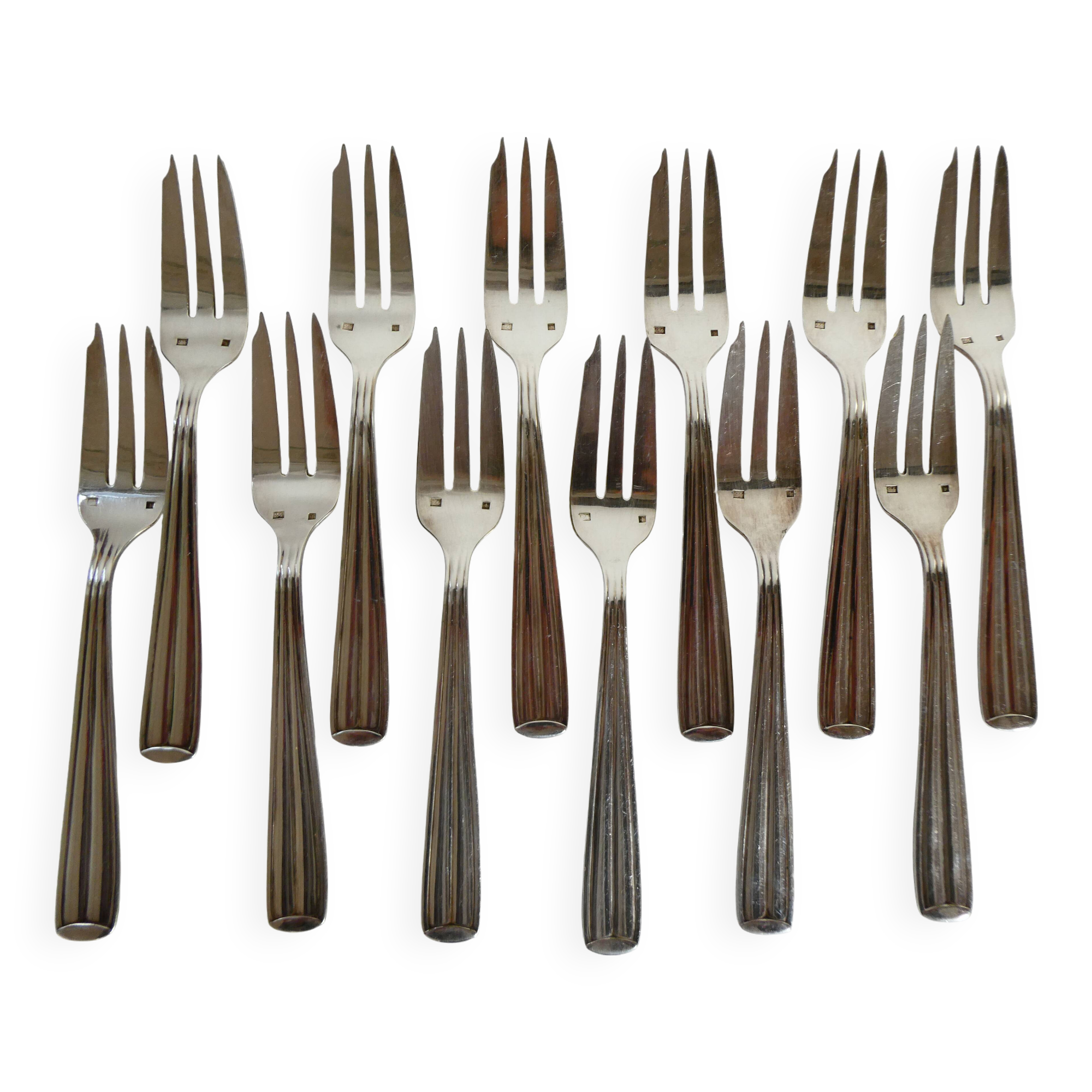12 Vintage silver plated metal dessert forks by Saint Médard goldsmith 24 grs