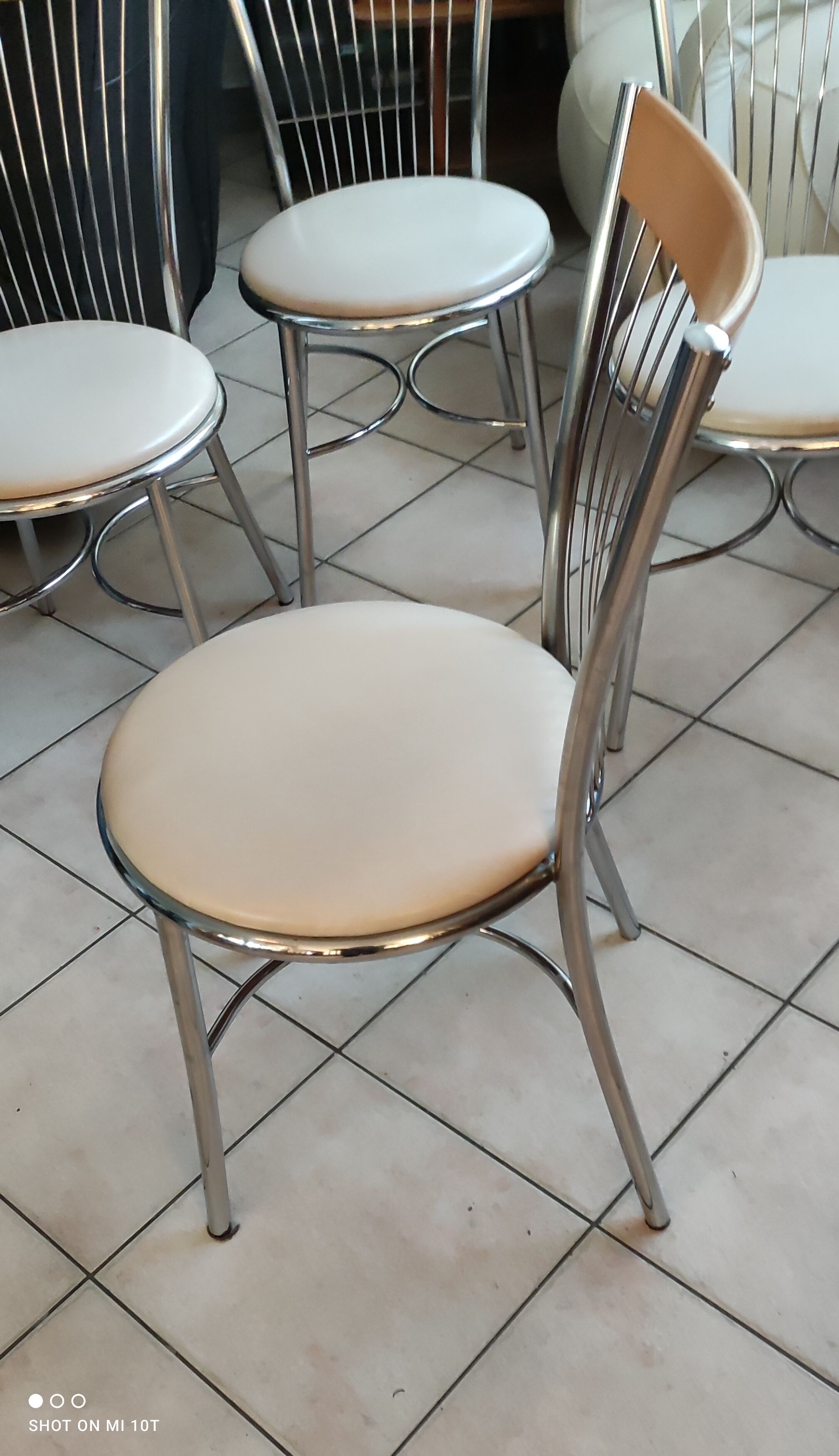 4 chaises style bistrot