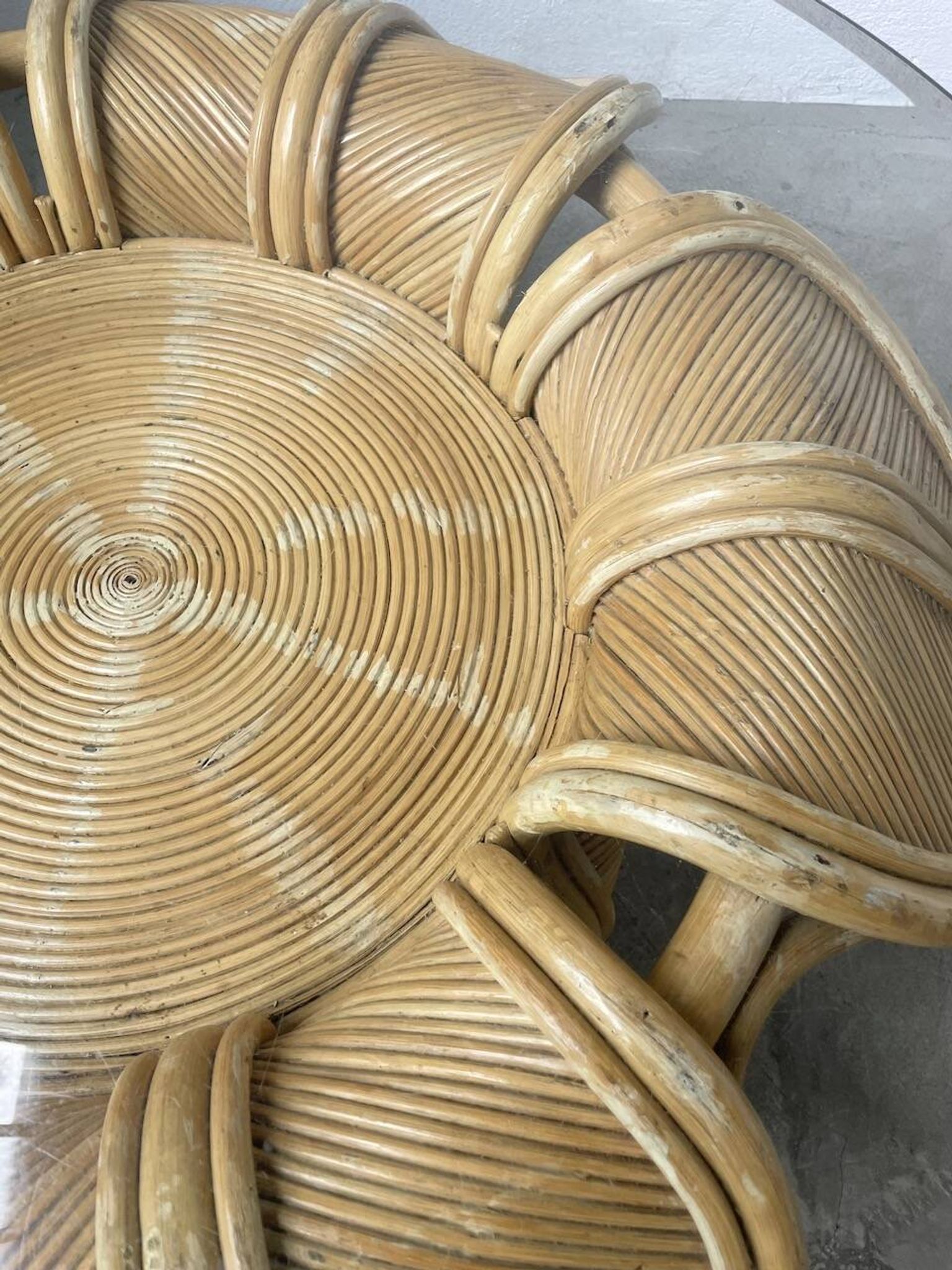 Vivai del sud “flower” rattan coffee table