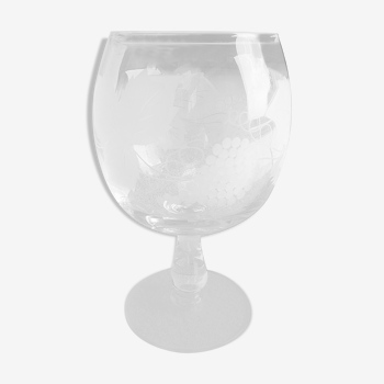 Clear glass vase