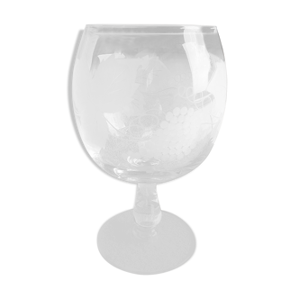 Vase en verre transparent decoré