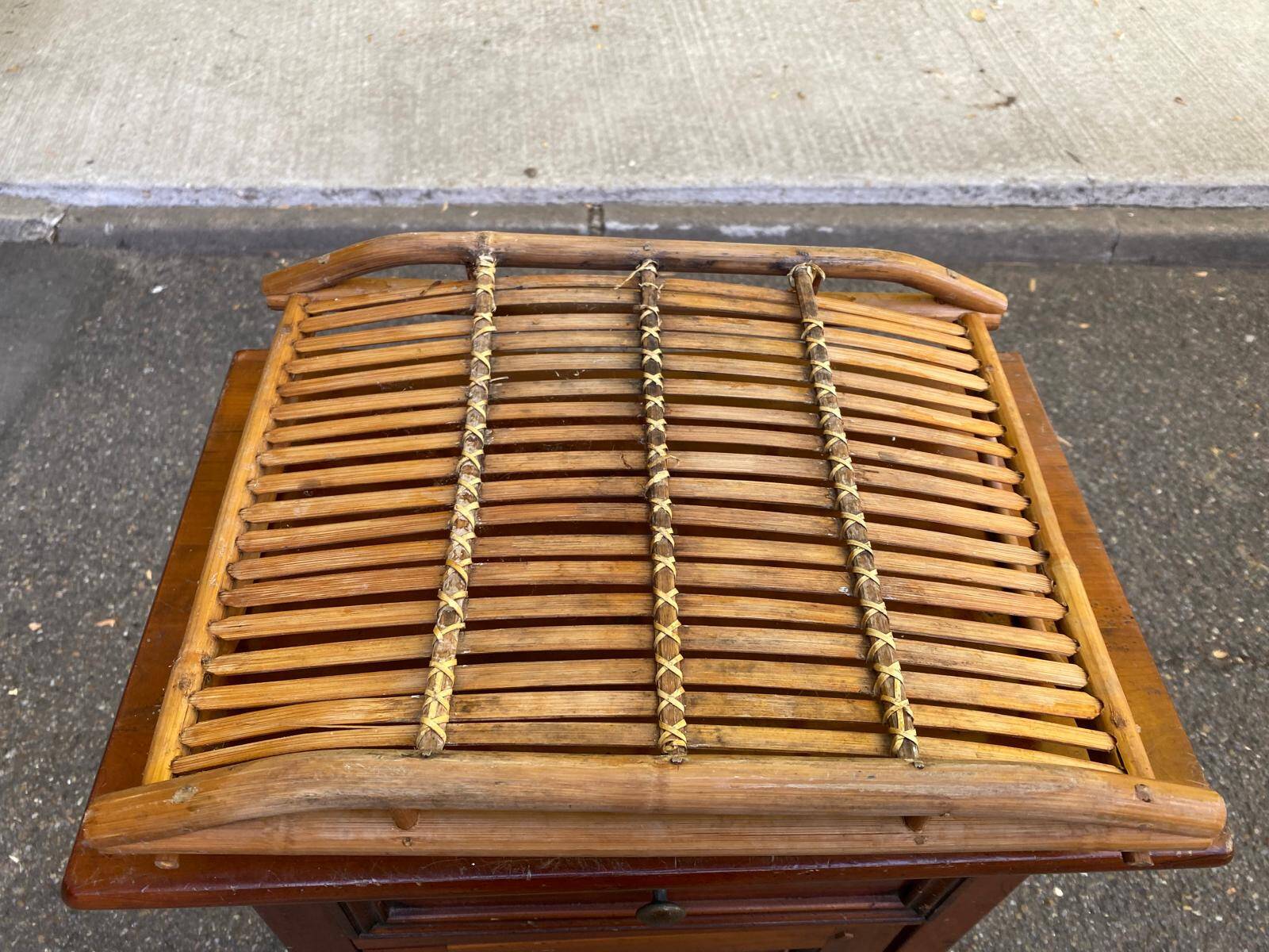 Vintage serving tray in bamboo and woven rattan boho / tropical 1970s