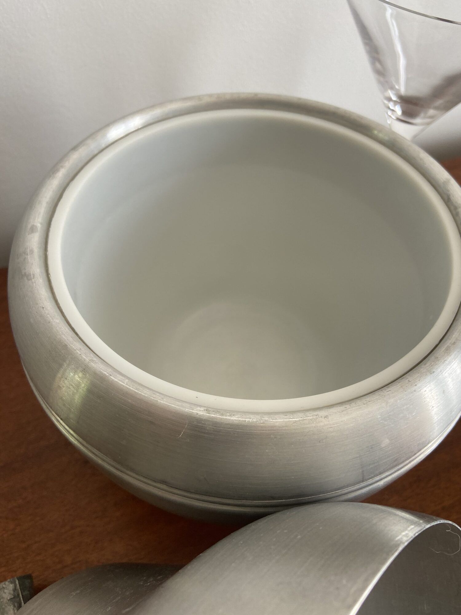 PEAR IN ALUMINUM BRUSH ICE BUCKET MADE IN ITALY AROUND 1970