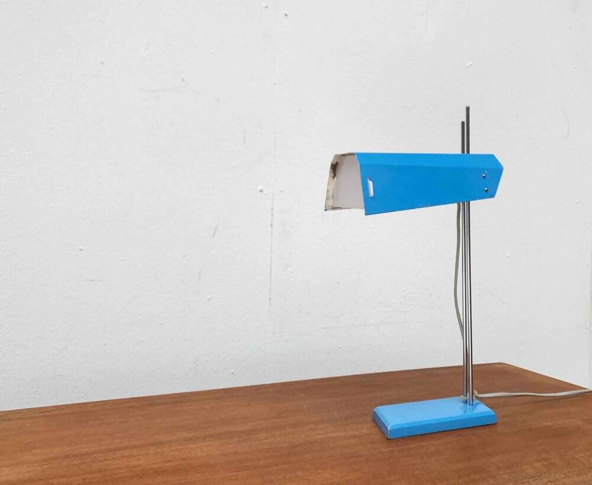 Mid-century minimalist table lamp TYP L 192-1353 by Josef Hurka for Lidokov, 1960s.