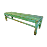 Old wooden bench sidetable green