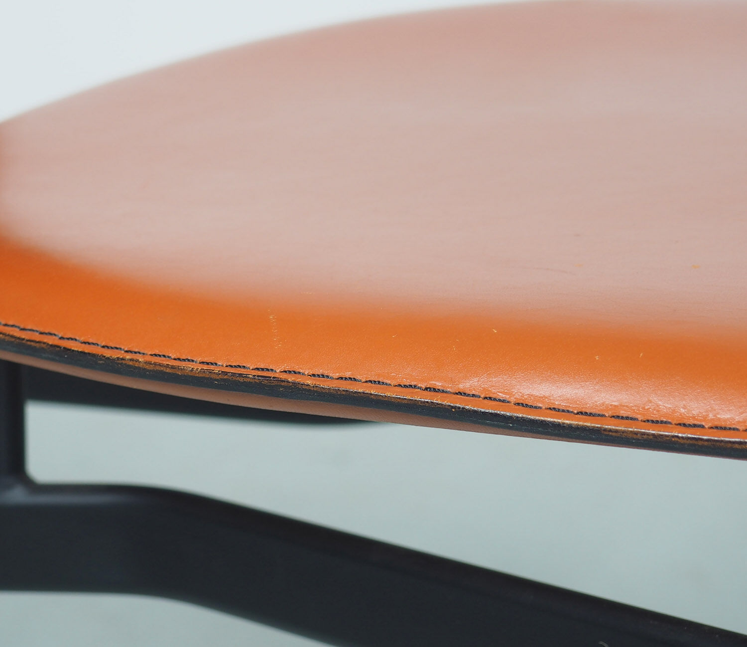 Fasem dinner chairs S44 in cognac red leather, 1990's