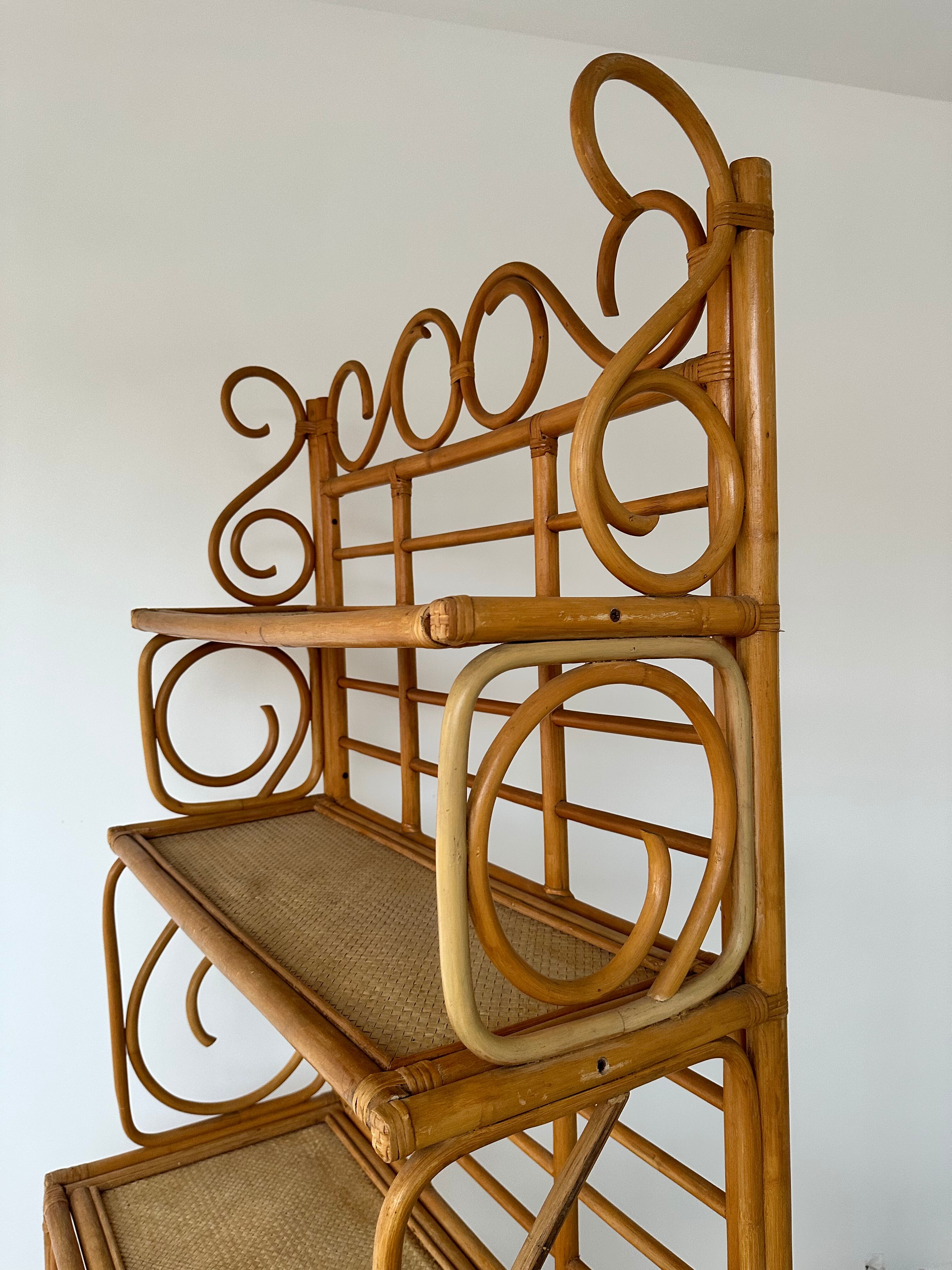 Vintage curved rattan shelf cabinet from the 60s