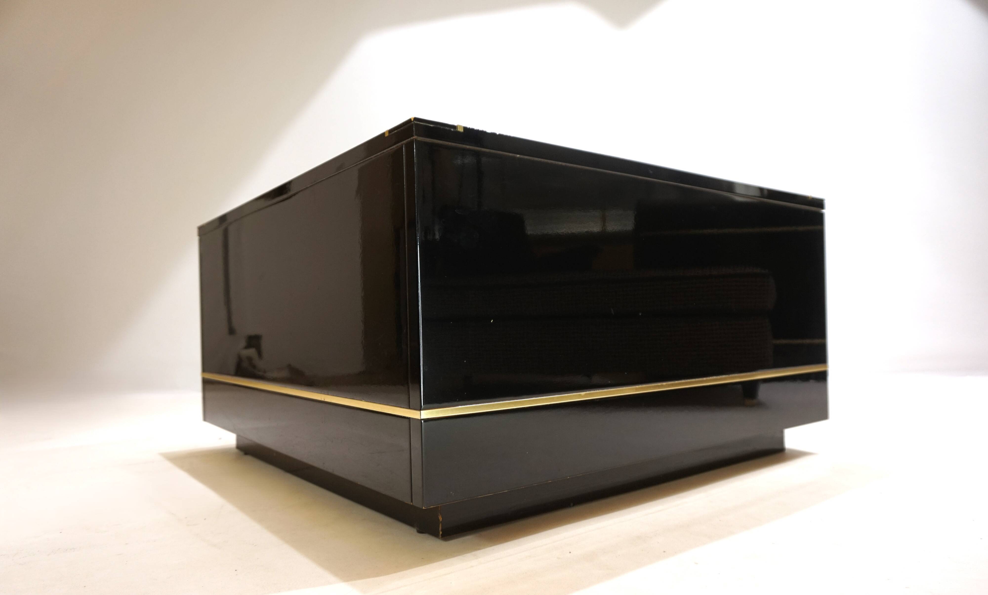 Table basse Roche Bobois attribuée à Pierre Cardin, 1970