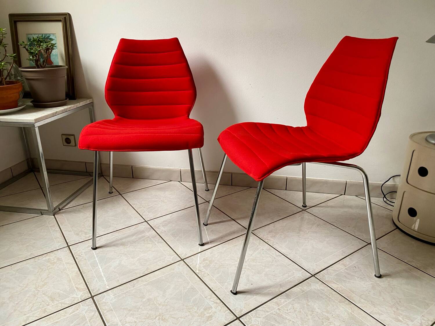 Pair of Mauï soft kartell red chair design Vico Magistretti