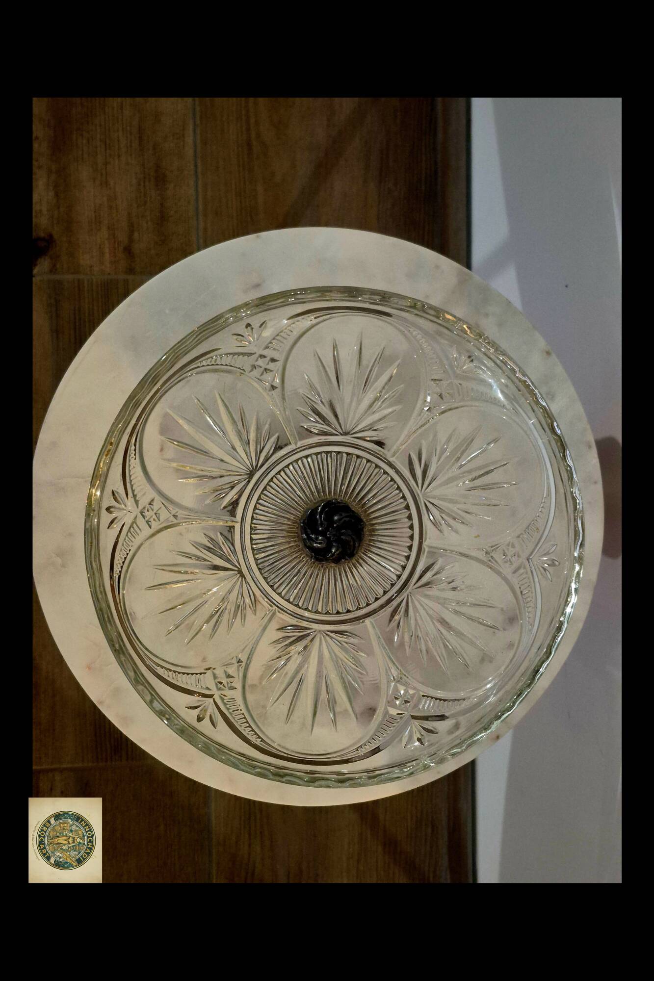 Cake stand or fruit bowl