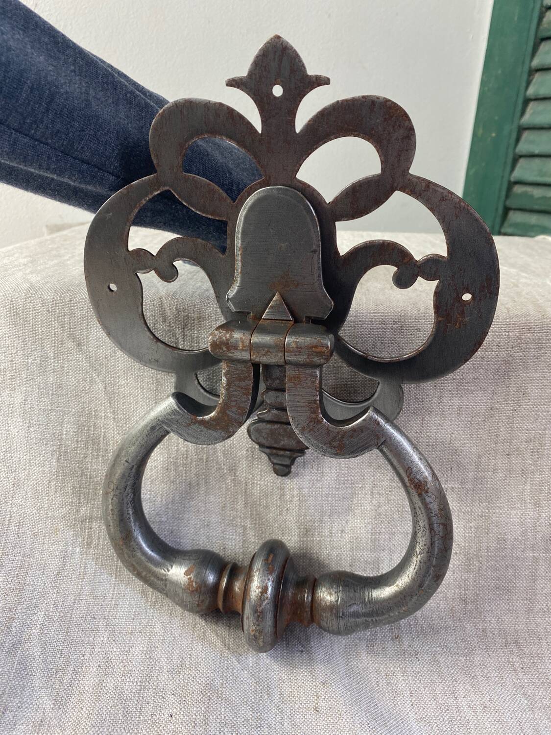 Metal door knocker