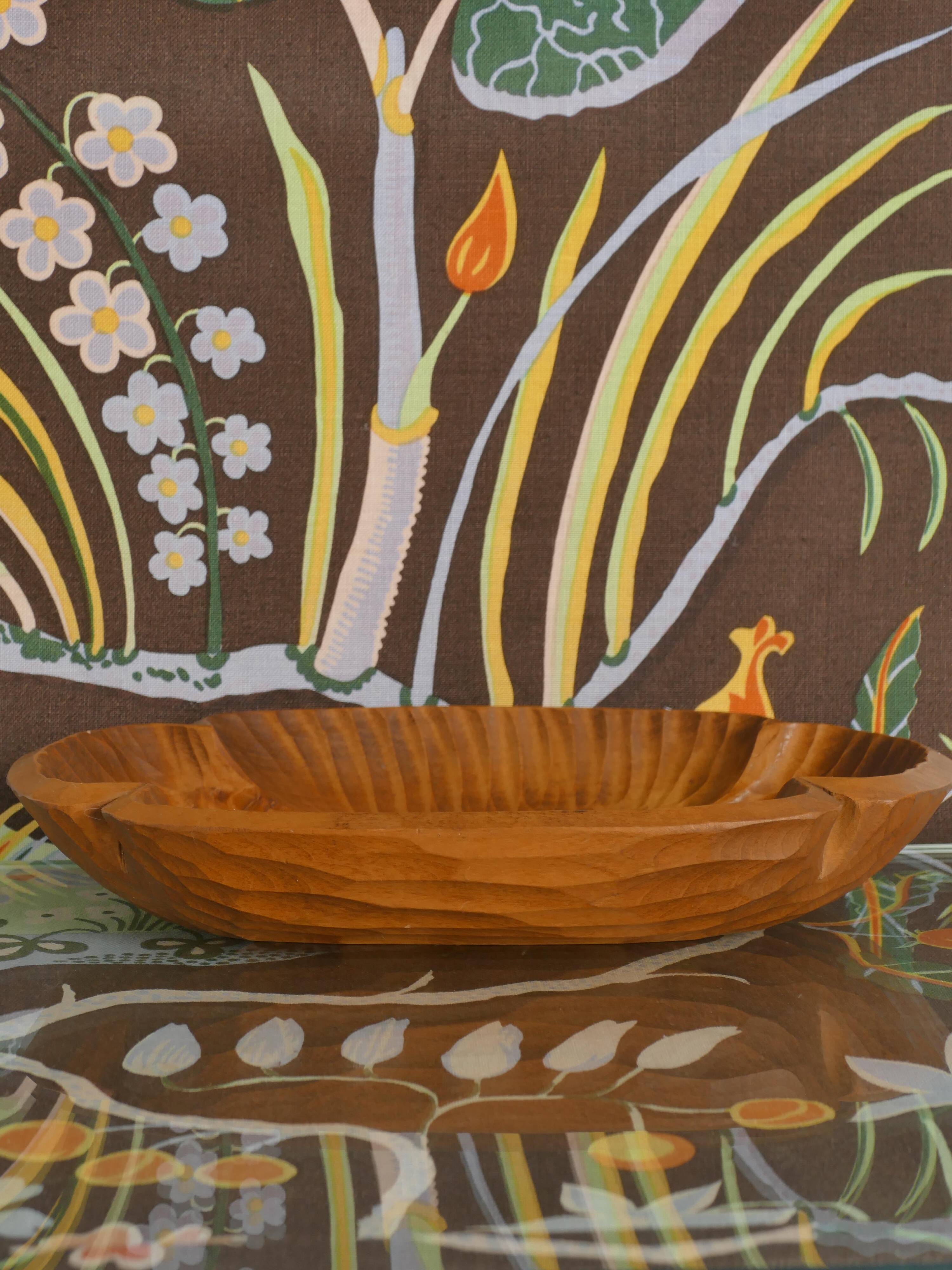 Folk Art Hand-carved Wood Bowl, Sweden 1930s