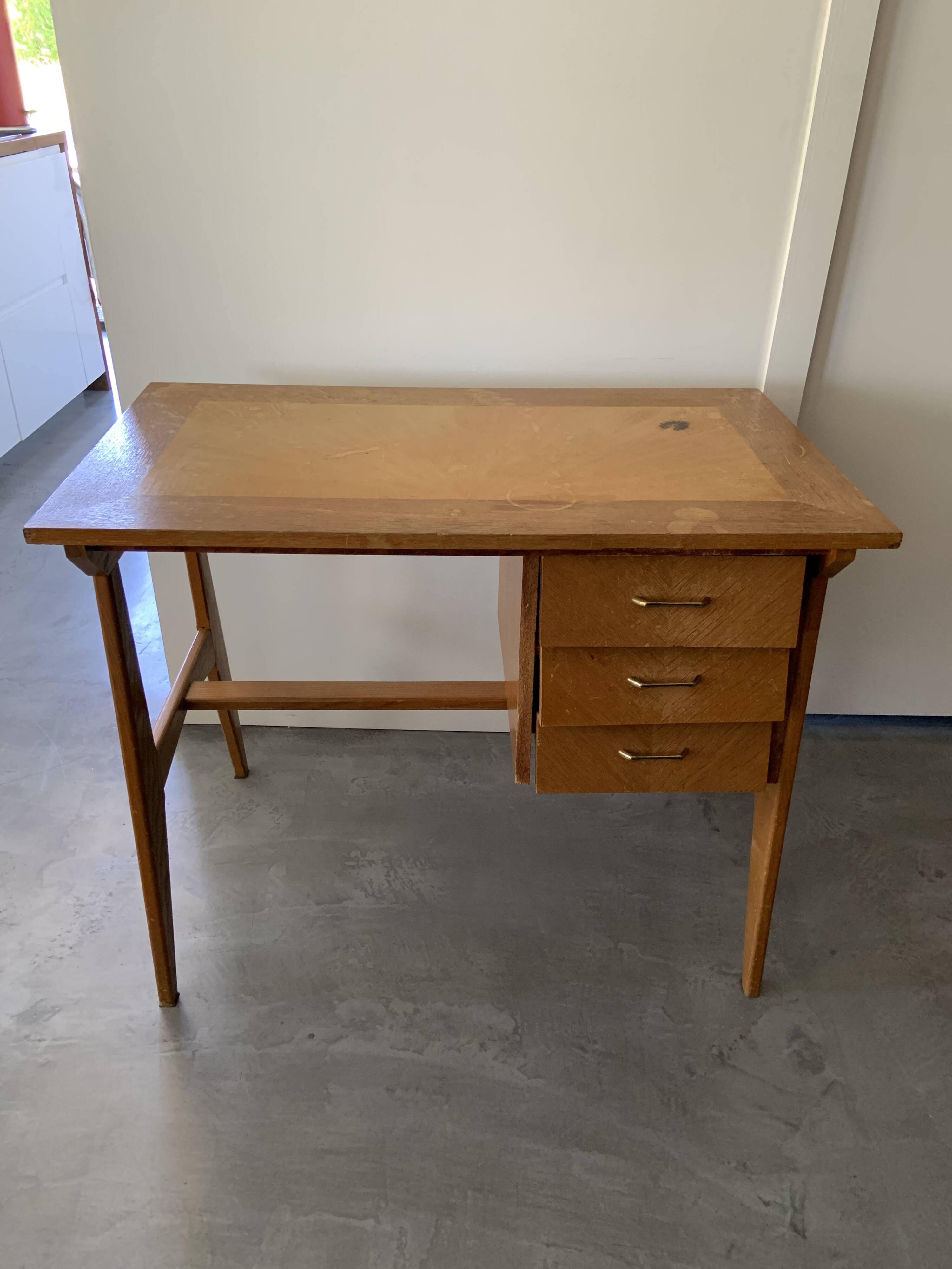 Scandinavian desk