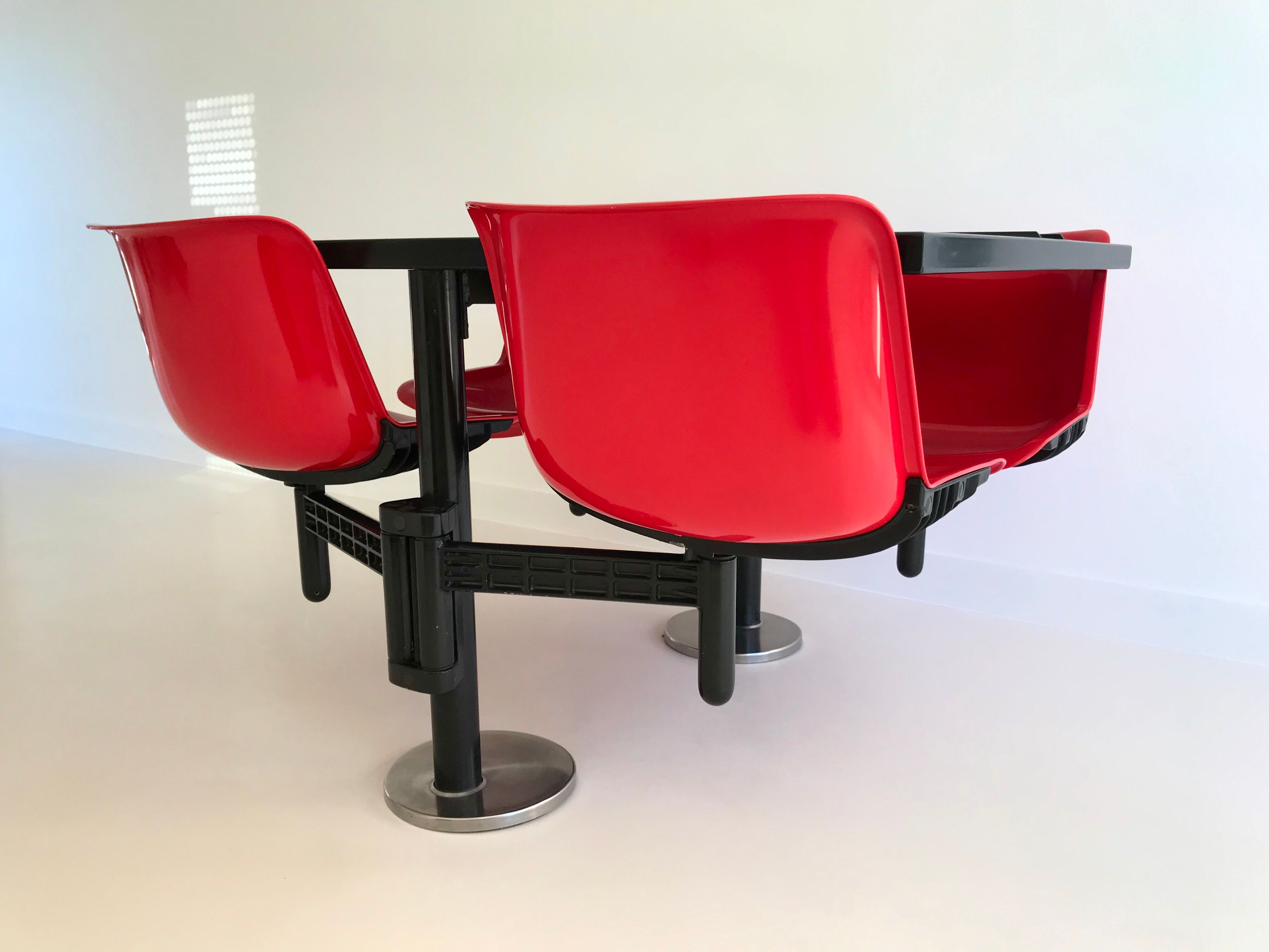 Table "caffetteria" by Osvaldo Borsani for Tecno, Italy 80s