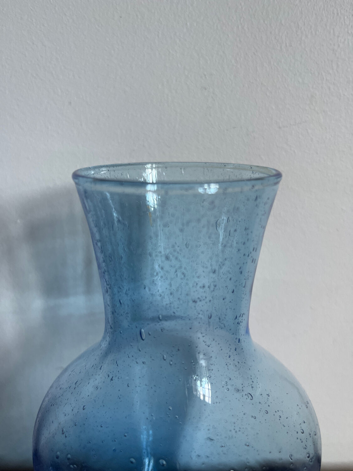 Bubble glass jug