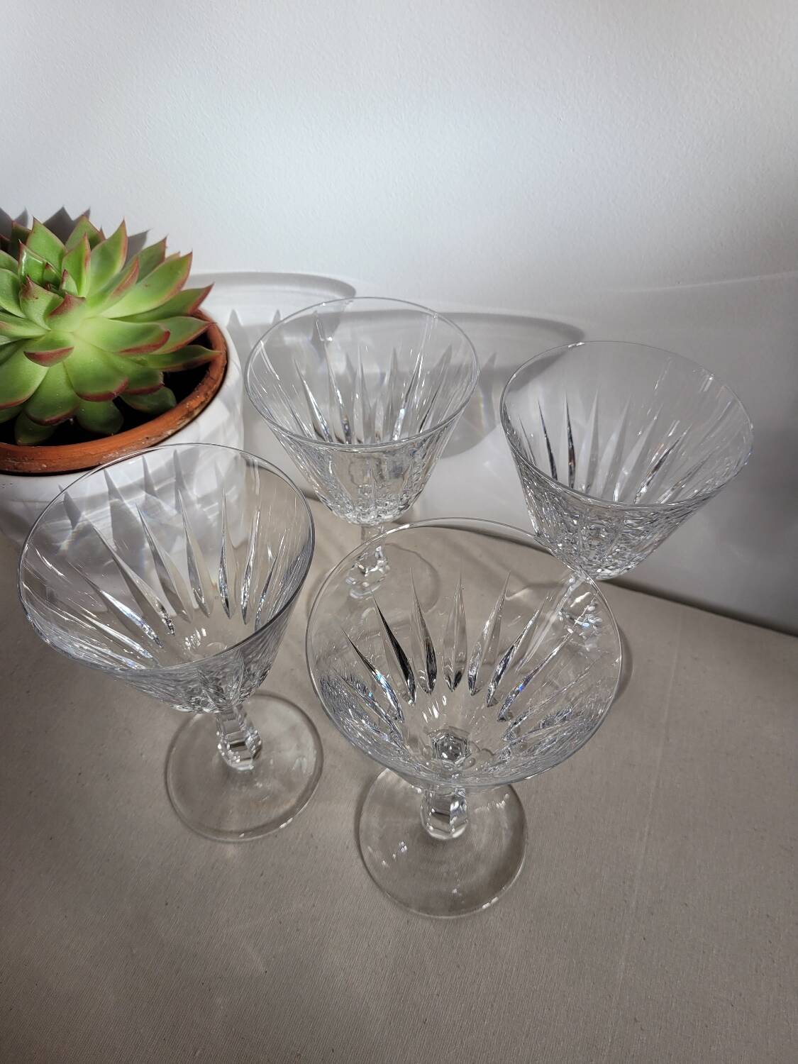 Set of 4 Villeroy and Boch water glasses