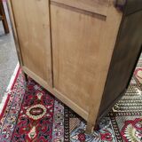Chest of drawer compass feet