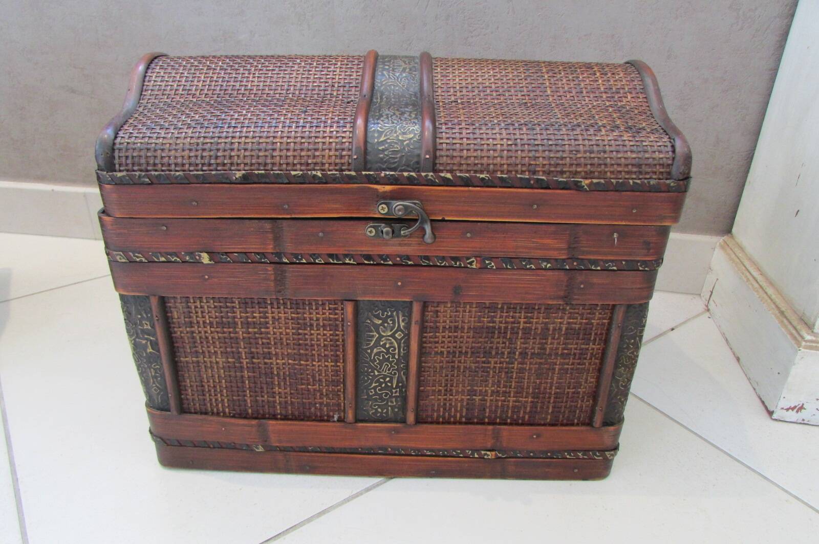 Pair of chests, storage, decoration