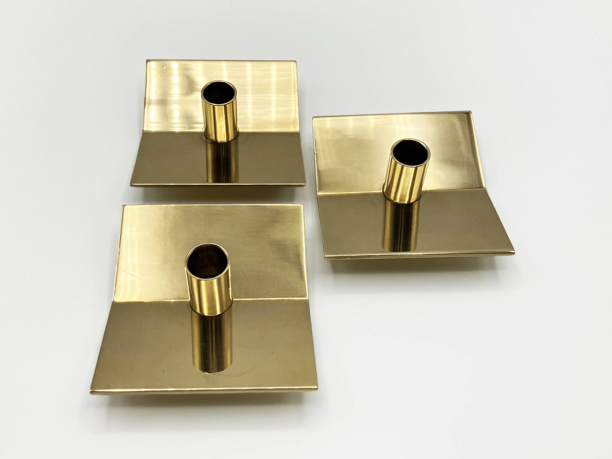 3 “Profile” candlesticks no. 70 in brass • Design Pierre Forssel for Skultuna Éditions • 1960