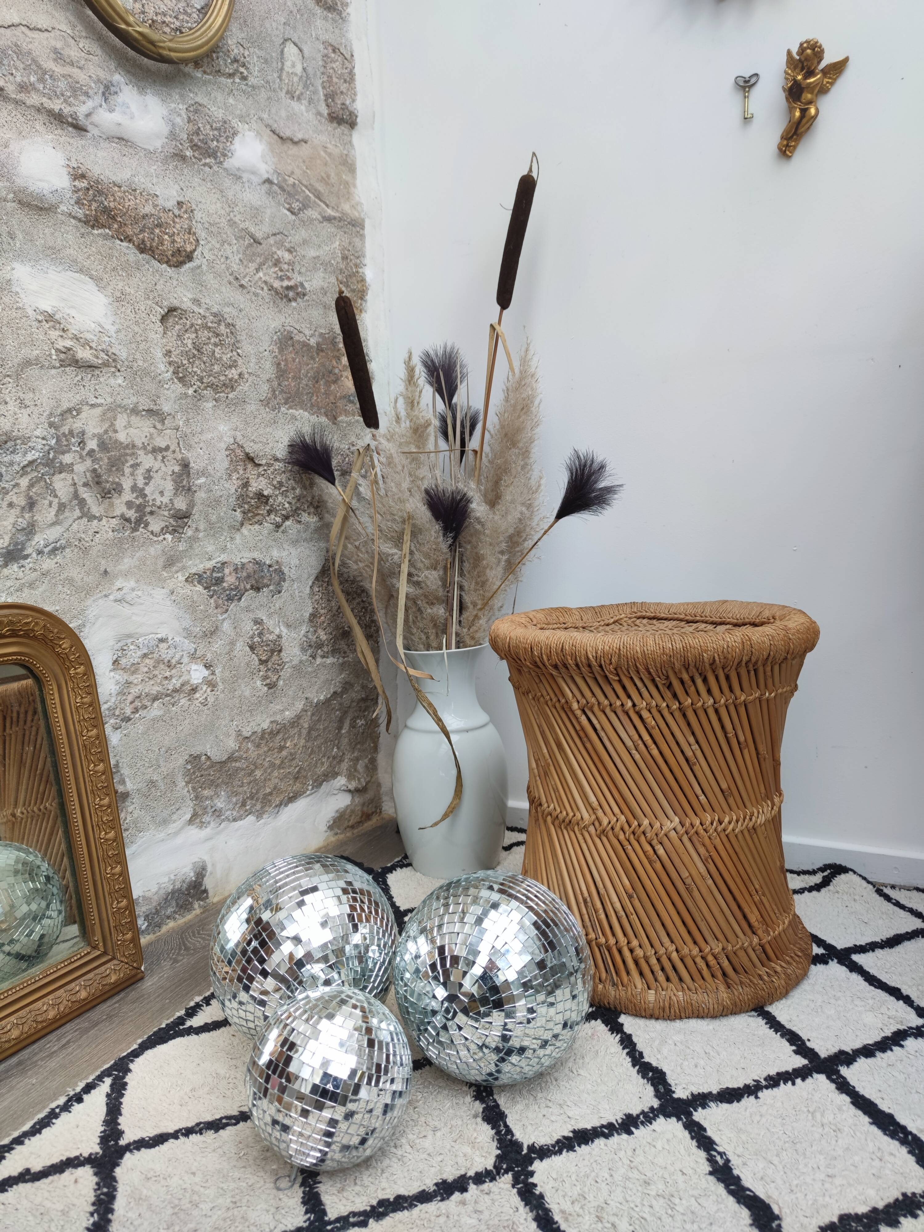 Bamboo pouf and rope