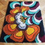 1970s German Wool Rug with Pop-Art Floral Pattern