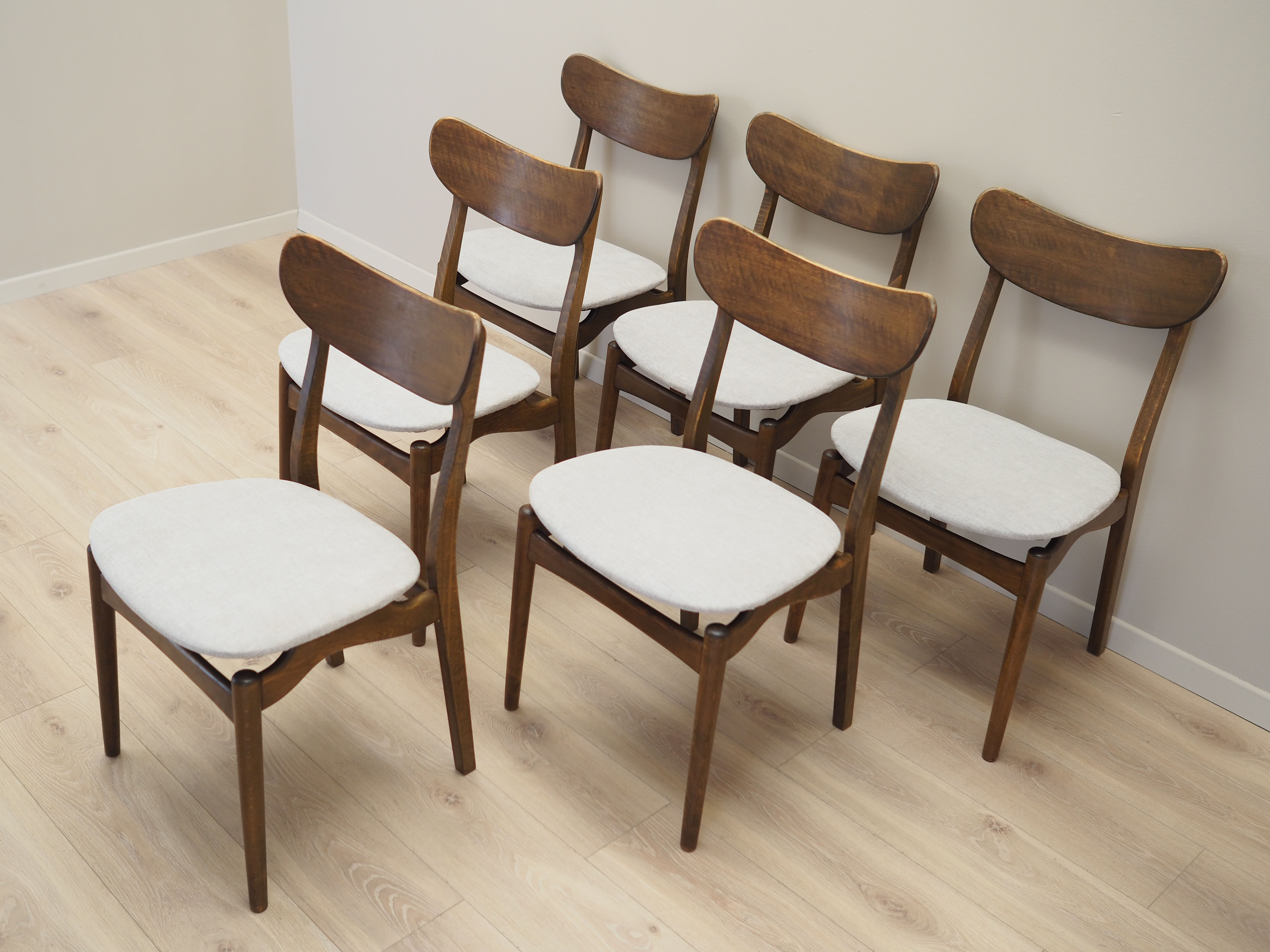 Set of six walnut chairs, Danish design, 60s, production: Denmark