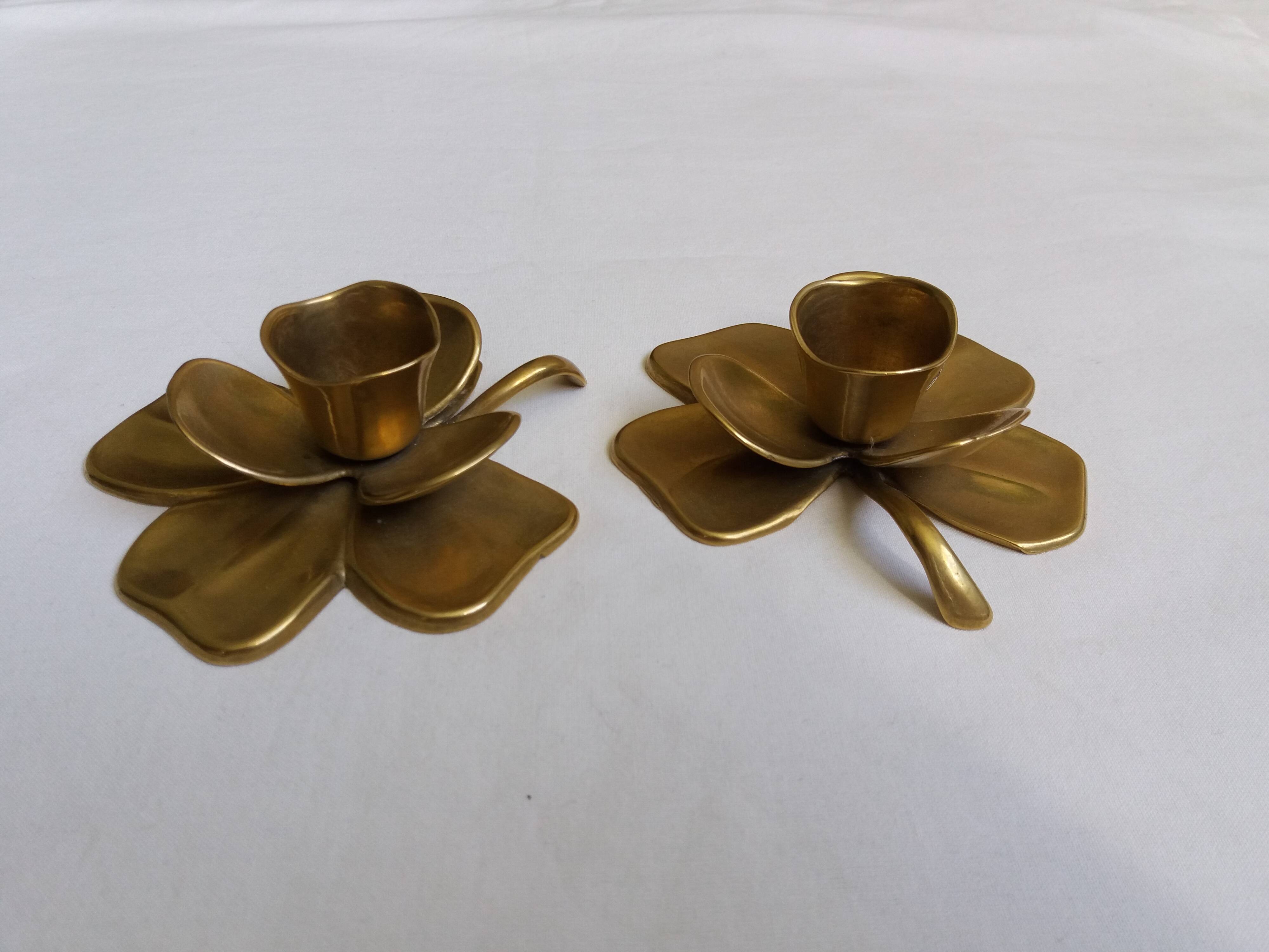 Bougeoirs fleur trefle en  laiton