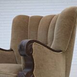 1960s, Danish relax chair, original green furniture velour, oak wood.