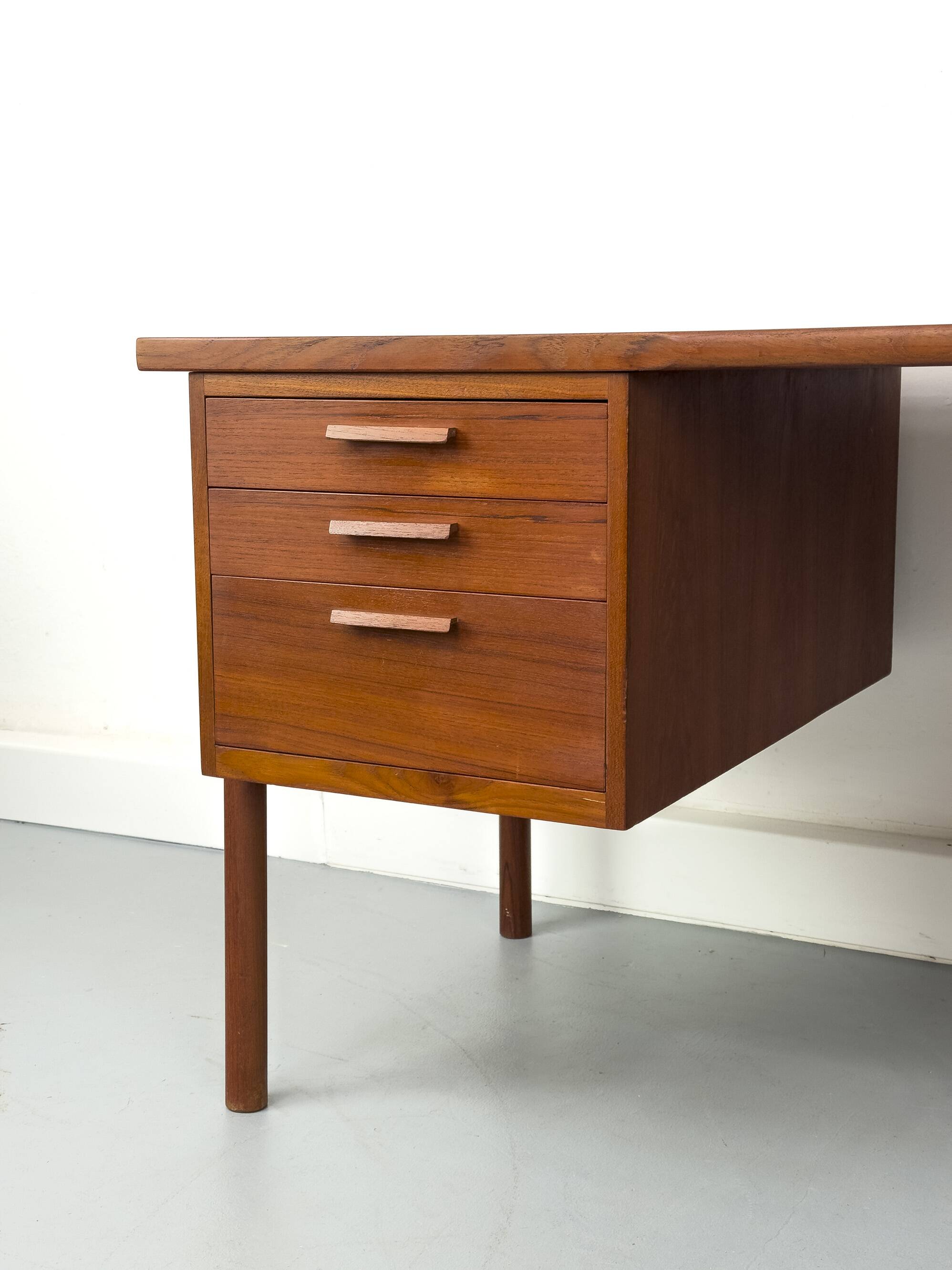 Danish teak desk with drawers, 1960s