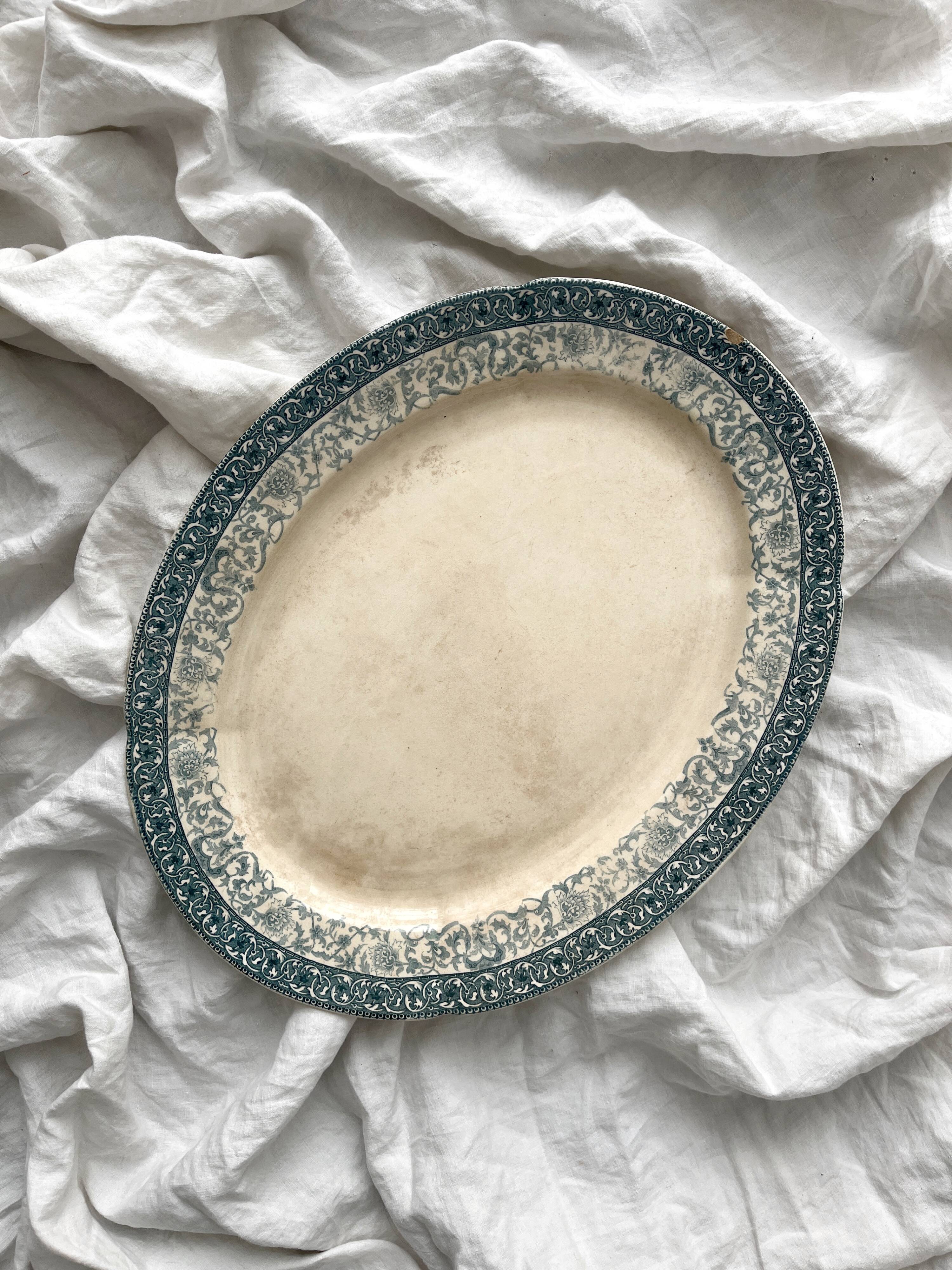 Oval ironstone dish "Sully" Choisy le Roi Hautin Boulenger et Cie