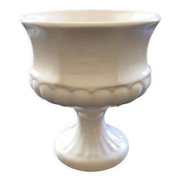 White Médicis style vase