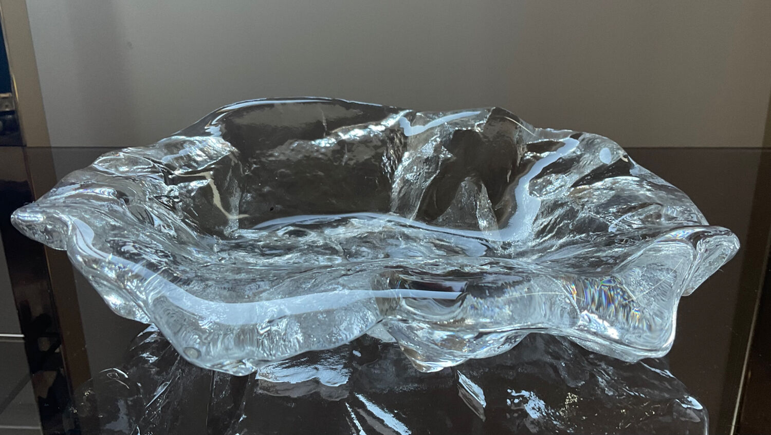 Vintage molded glass pocket tray