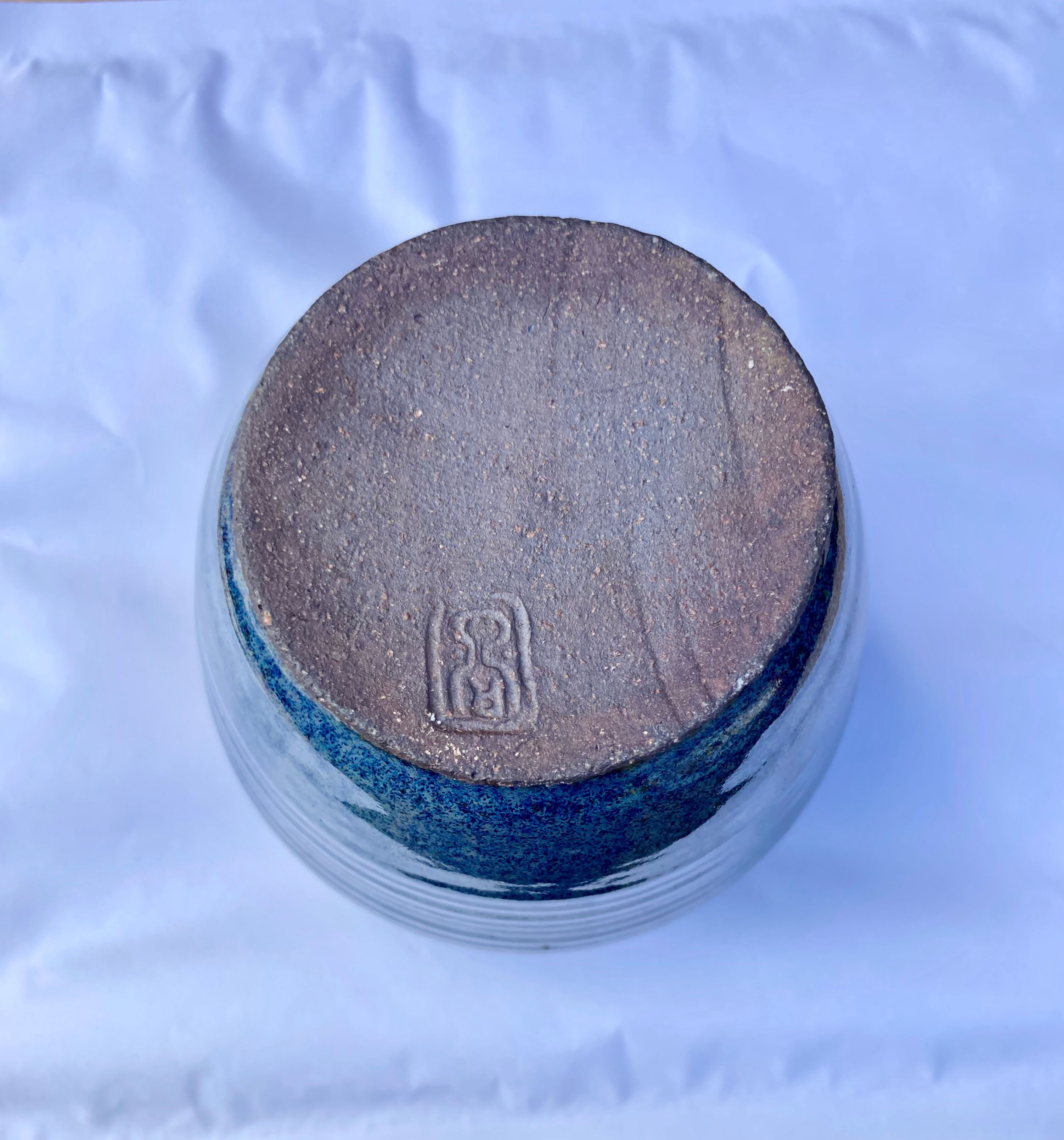 Pensu vase , in enamelled ceramic