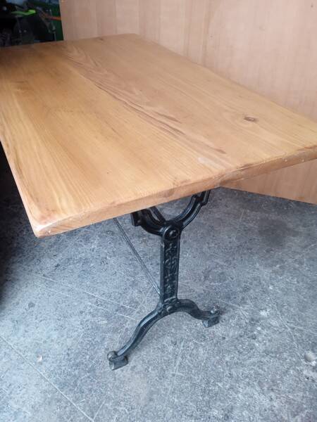 110cm bistro table with solid wood top