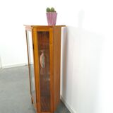 Vitrine d'angle en placage de verre vintage