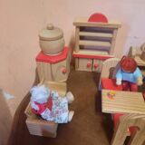 Lot de mobilier en bois maison de poupée