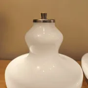 Paire de lampes verre opalin, Italie,1960