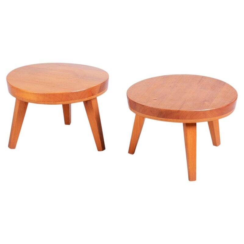 Mid-Century Small Tables in Larch Wood, Czech, 1950s, Set of 2
