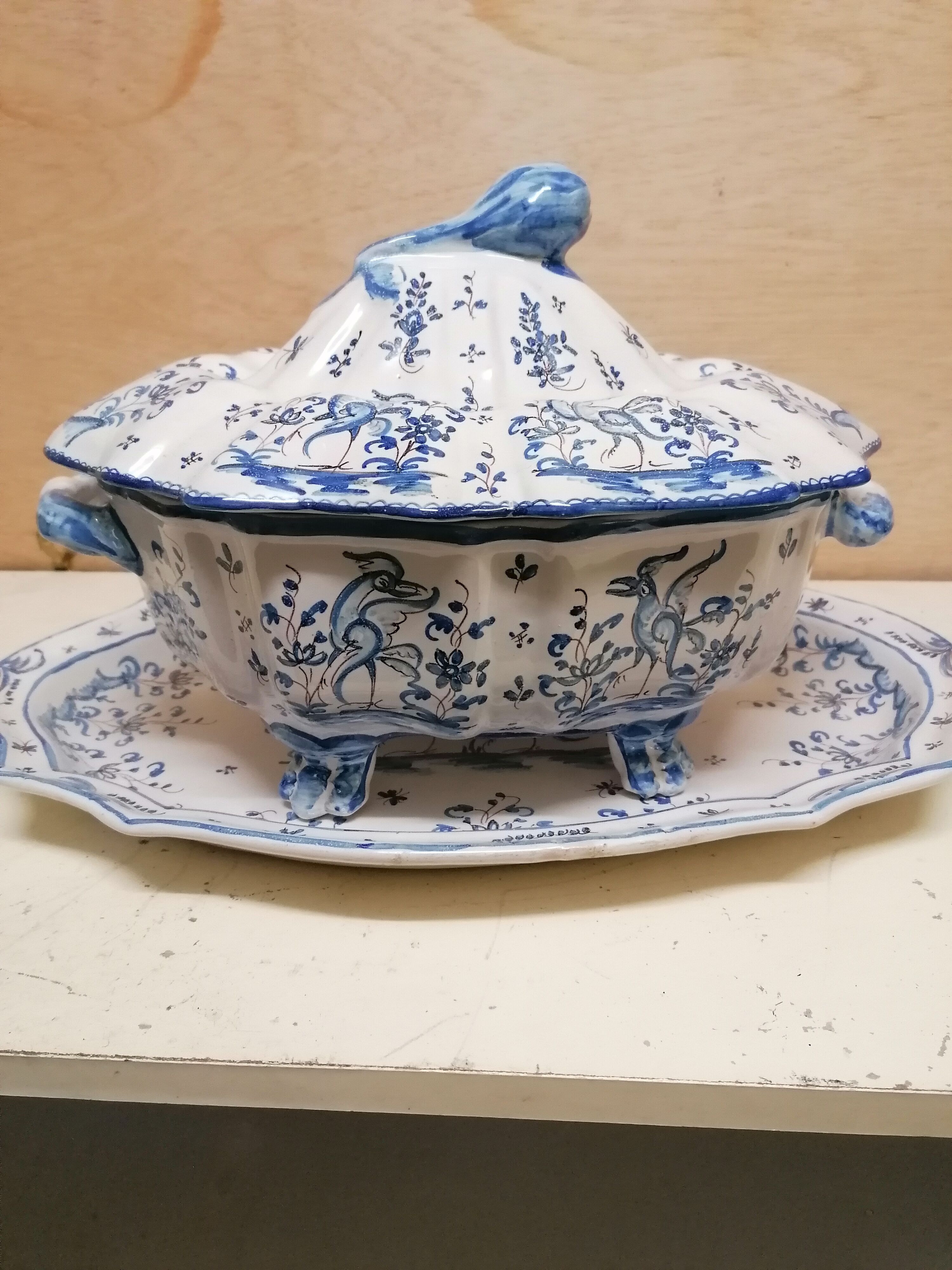 Dish and soup decor Moustier