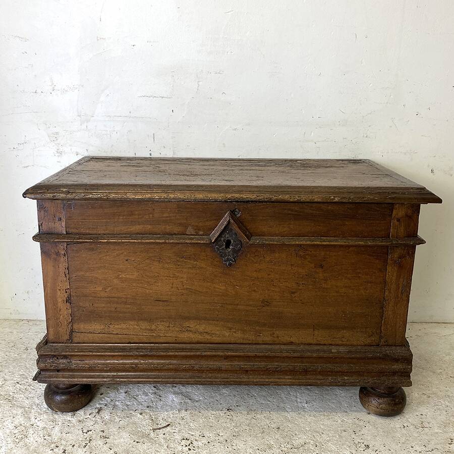 17th century chest in molded oak