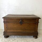 17th century chest in molded oak