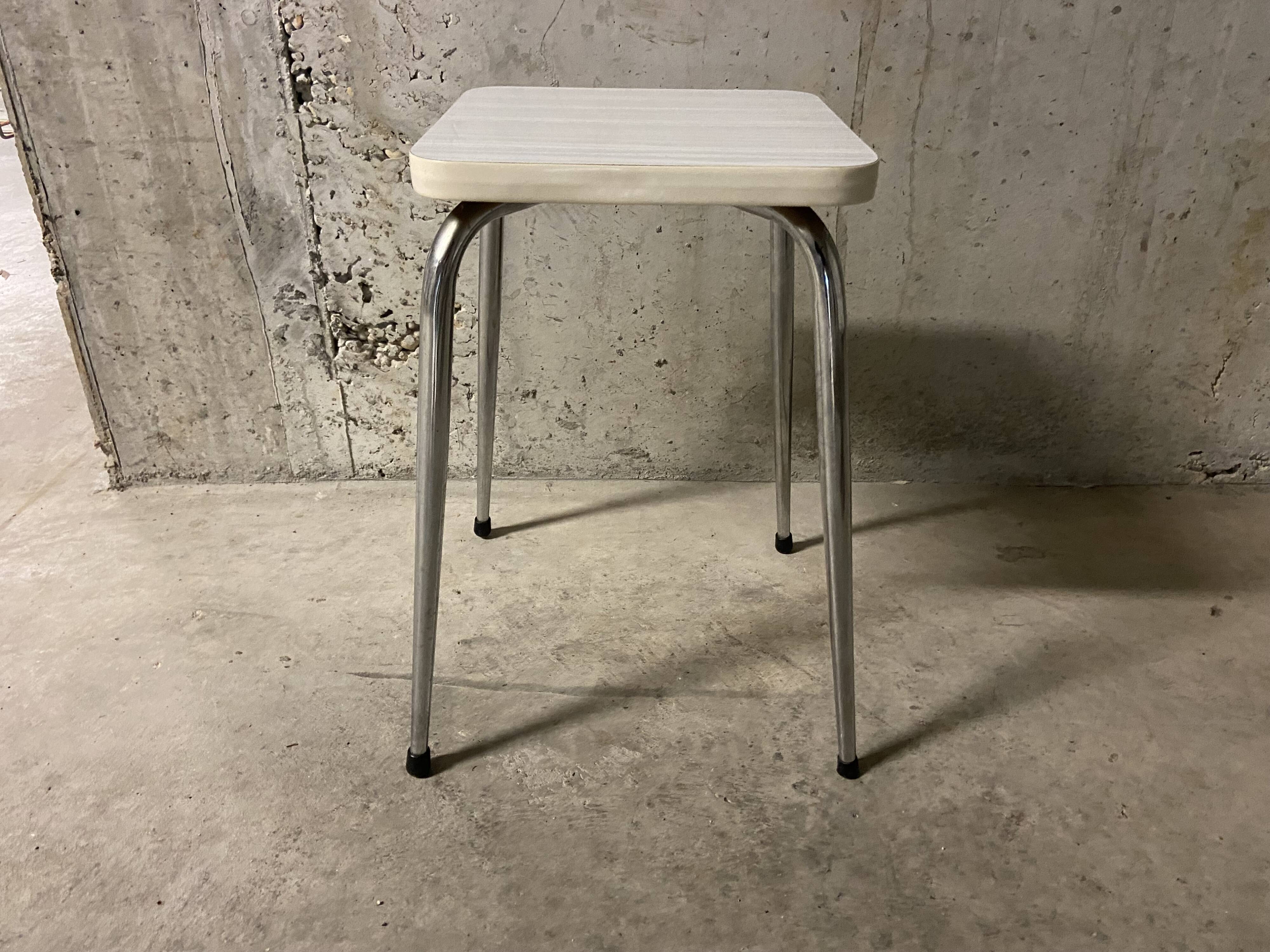 Formica stool 70s