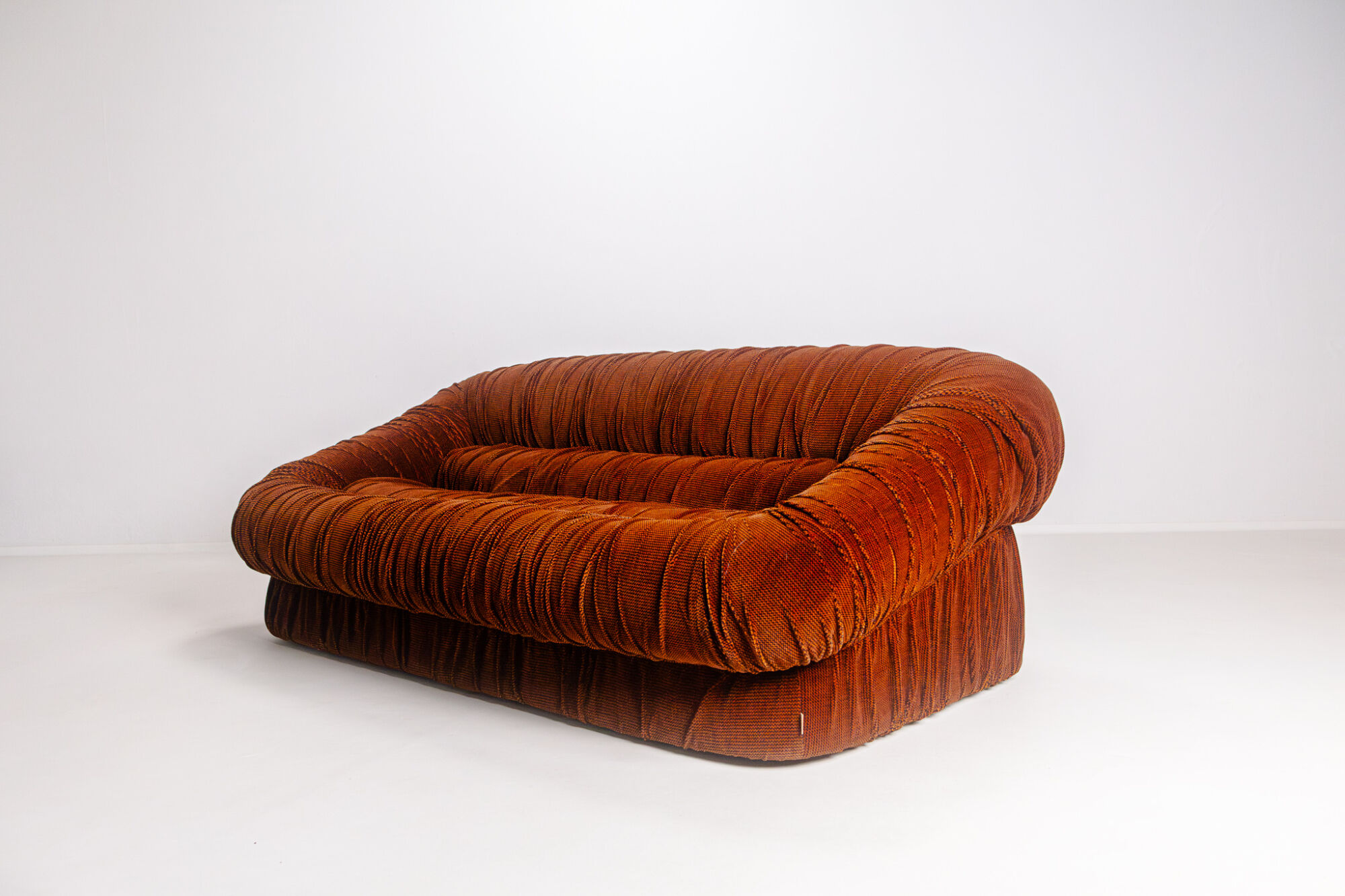 Piumino seating set designed by De Pas, D’Urbino & Lomazzi for Dall’Oca